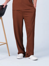 Textured Sweatpants : Brown