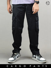 Relaxed Cargo Pants : Jet Black